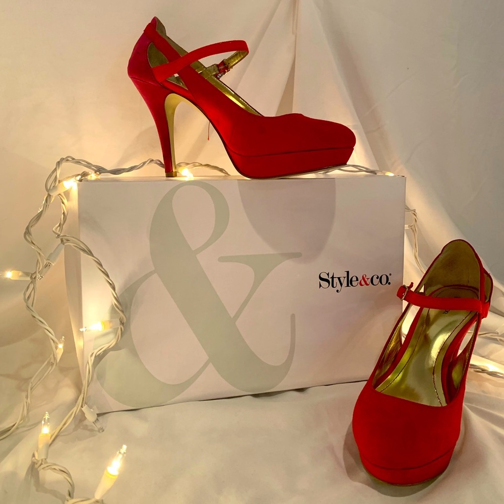 Style&Co - Red & Pink High Heels